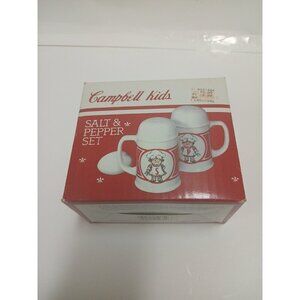 CAMPBELL’s  Soup Kids Salt and‎ Pepper Shakers Red/White Set  5" tall With Box